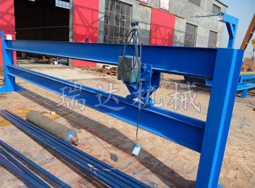 卷簾門(mén)咬口機(jī)